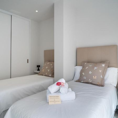 AAC Málaga - Apartamento luminoso y nuevo, a 1,3km del centro de Málaga Esterno foto